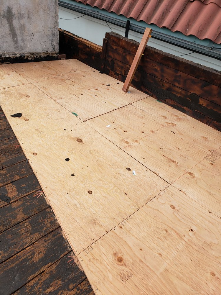 Slide of Gerardo roofing