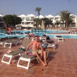 H10 Ocean Suites - The 'quiet' pool area. (There are two pools, the other is more catered towards families with kids)