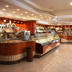 Gelati F.lli Caito - Interno.