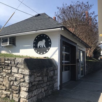 Osa Coffee Roasters - Outside pic of the cute little coffee spot! - Coffee Roasteries Near Me - Nashville, Tennessee