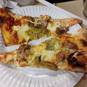 Zuppardi's Apizza - Pizza Near Me - West Haven, Connecticut Zuppardi's Apizza - Pizza Near Me - West Haven, Connecticut