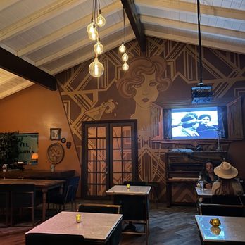 Harlow’s - American Near Me - Bonsall, California