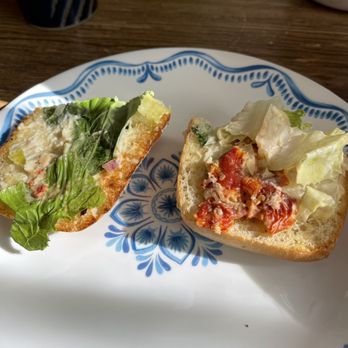 Grégoire - Grilled chicken sandwich, but they forgot the chicken - French Near Me - Berkeley, California