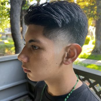 Julian The Barber - Barbers Near Me Julian The Barber - Barbers Near Me