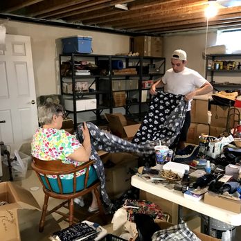 Collegiate Decluttering - At Work - Home Organization Near Me Collegiate Decluttering - At Work - Home Organization Near Me