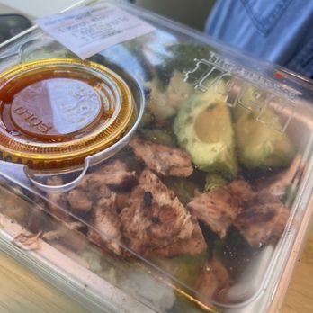 Habit Burger & Grill - BBQ Chicken Salad - Burgers Near Me - Turlock, California Habit Burger & Grill - BBQ Chicken Salad - Burgers Near Me - Turlock, California