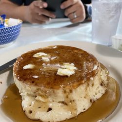 Log Cabin Diner - Tallest single pancake I've ever had!