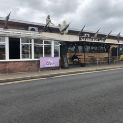 Sandy Bay Inn - Sandy Bay Entertainment Centre, Towyn