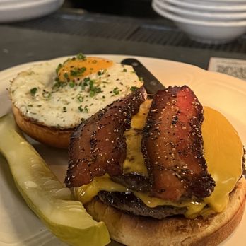 Au Cheval - Single Cheeseburger - Bars Near Me - Chicago, Illinois