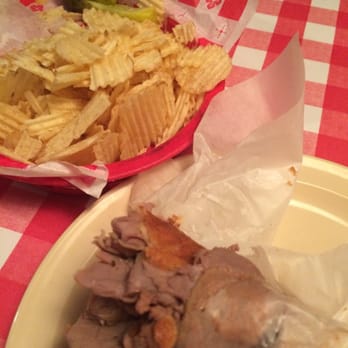 Aurelio's Pizza - Wth? Chips with Italian Beef?!!! Yuck. Fries are extra it already cost 7.95!!! - Pizza Near Me - Schererville, Indiana
