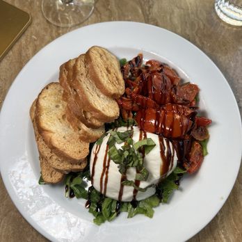 Emerson's - Burrata - Cocktail Bars Near Me - Pittsburgh, Pennsylvania