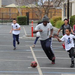 Apostles Lutheran School - 5th grade recess fun