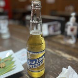 The Red Crab - San mig as my water