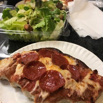 Ernesto's - Pizza Near Me - Boston, Massachusetts
