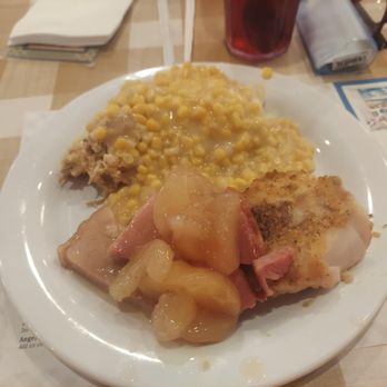 Der Dutchman - Ham Corn Mashed Potatoes & Baked Apples - Bakeries Near Me - Sarasota, Florida Der Dutchman - Ham Corn Mashed Potatoes & Baked Apples - Bakeries Near Me - Sarasota, Florida