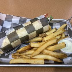 Aroma Sports Bar and Grill - Gyro
