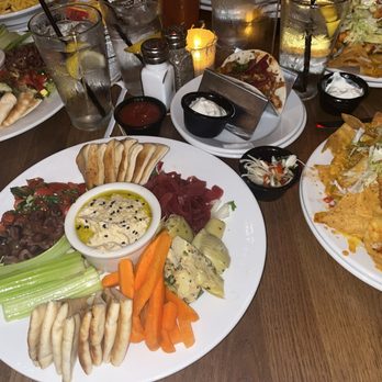 Wood-n-Tap - Hummus plate , chicken nachos, chicken taco - American Near Me - Groton, Connecticut