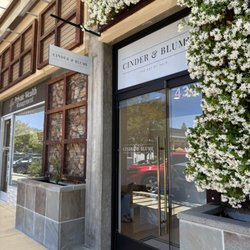 Cinder & Blume - Front of the salon