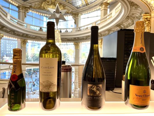 Neiman Marcus by null