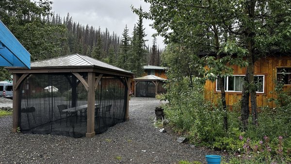 Denali Hostel & Cabins by null