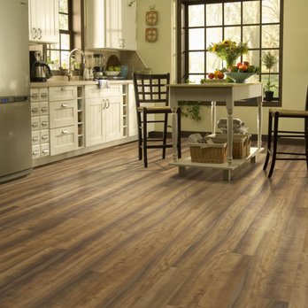Mayfair Floors - a kitchen with hardwood flooring - Flooring Near Me - Phoenix, Arizona Mayfair Floors - a kitchen with hardwood flooring - Flooring Near Me - Phoenix, Arizona