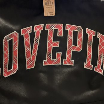 Victoria's Secret & PINK - That was my gift with my purchase - Women's Clothing Near Me - Edison, New Jersey Victoria's Secret & PINK - That was my gift with my purchase - Women's Clothing Near Me - Edison, New Jersey