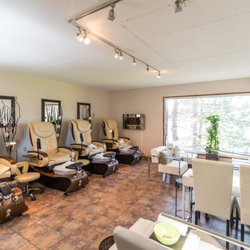 Amba Spa at Horseshoe Resort - New pedicure massage chairs with light therapy bowls