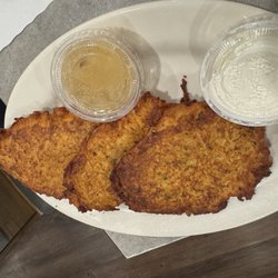Hymie's Delicatessen - Potato pancakes