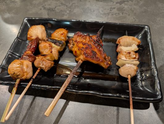 Yakitori Edomasa by null