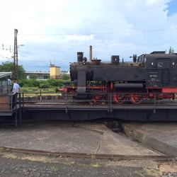 Museumseisenbahn Hanau - Drehscheibe in Aktion