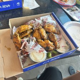 Golden Bbq wings Golden Bbq wings