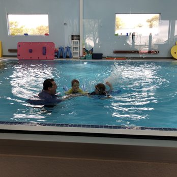 Flying Fish Swim Academy - Aaron works with siblings - Swimming Lessons/Schools Near Me - Dripping Springs, Texas Flying Fish Swim Academy - Aaron works with siblings - Swimming Lessons/Schools Near Me - Dripping Springs, Texas