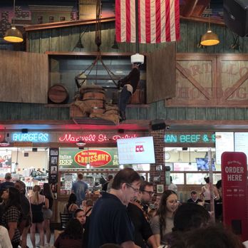 Portillo's & Barnelli's Chicago - Hot Dogs Near Me - Chicago, Illinois Portillo's & Barnelli's Chicago - Hot Dogs Near Me - Chicago, Illinois