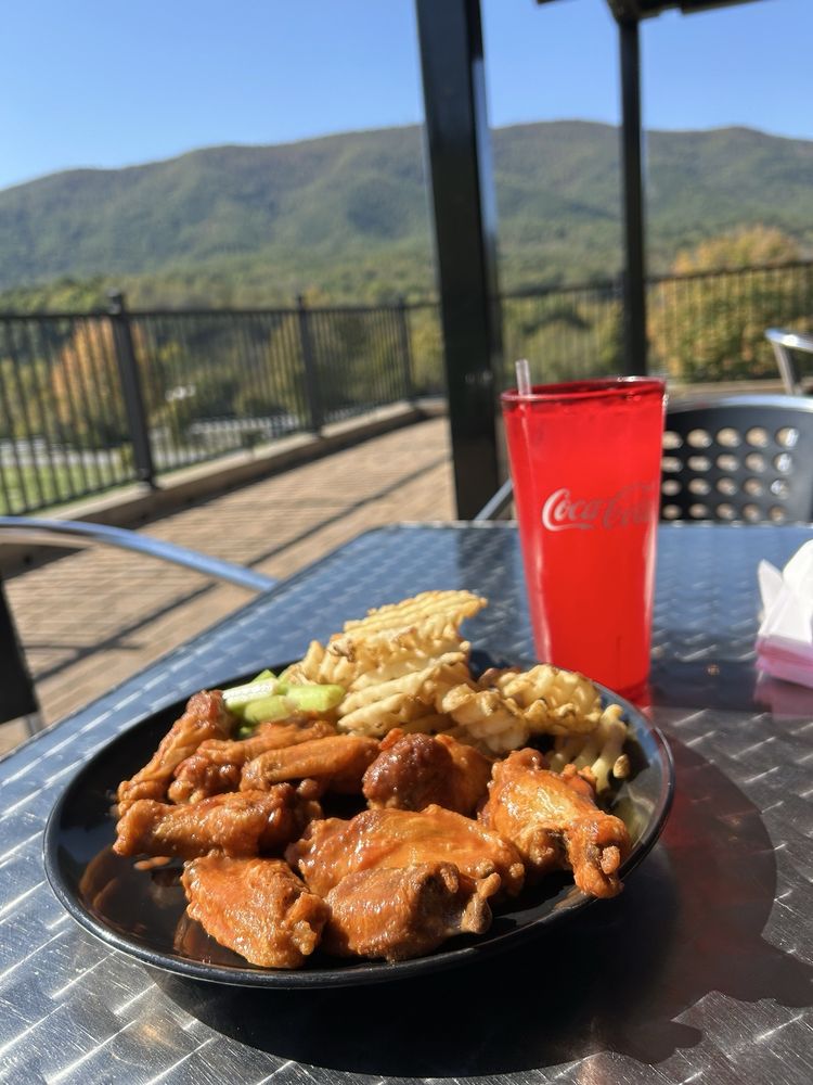 Foot of the Mountain Cafe