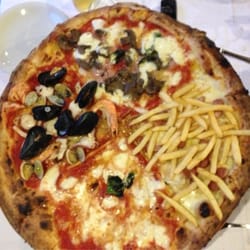 Parco Svedese - Maxi pizza americana con ben 4 gusti differenti!