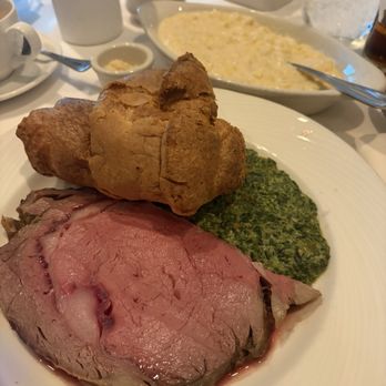 Summit House - prime rib plated with sides - Steakhouses Near Me - Fullerton, California Summit House - prime rib plated with sides - Steakhouses Near Me - Fullerton, California