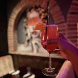 Rose Tapas - Hibiscus and passion fruit mocktail