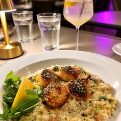 JP's Bistro - Scallop risotto