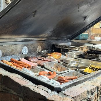 Hard Eight BBQ - Inside - Barbeque Near Me - Coppell, Texas