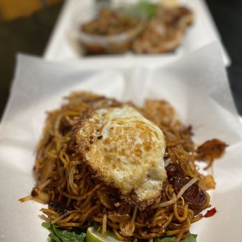 Reunion Malaysian Cafe + Kitchen - Malaysian Near Me - Kirkland, Washington
