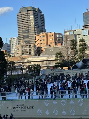 Tokyo Midtown by null