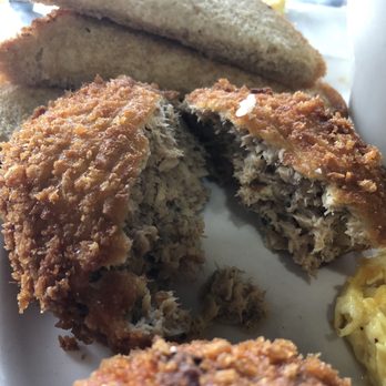 Vonda's Kitchen - Salmon cakes - Soul Food Near Me - Newark, New Jersey