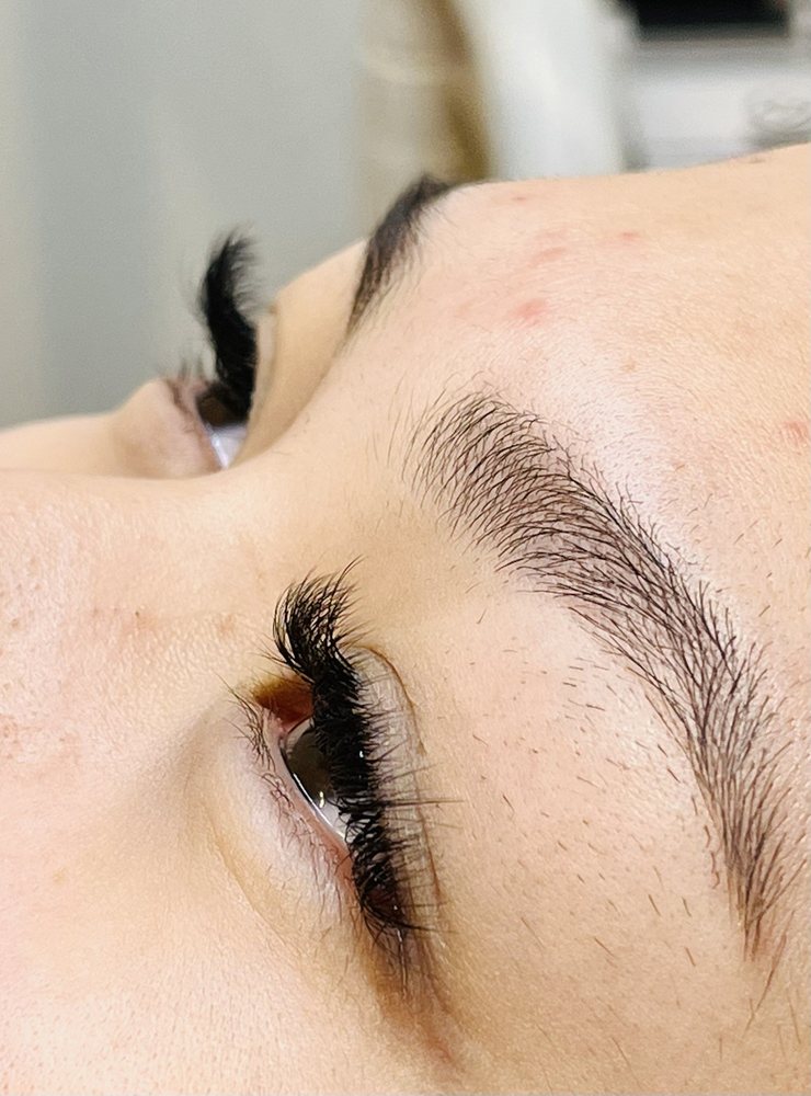 Azure’s Nail & Lash Studio Logo