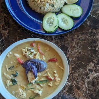 Super Sap's - Crab Fried Rice and green curry - Thai Near Me - Cedar Park, Texas