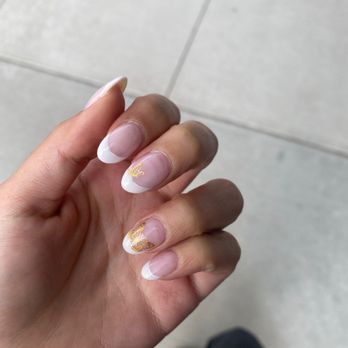 M. Vince' Nail Spa - Simple with sticker design - Nail Salons Near Me - Denver, Colorado