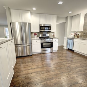 Stone Cabinet Works - Cabinetry Near Me - Gurnee, Illinois