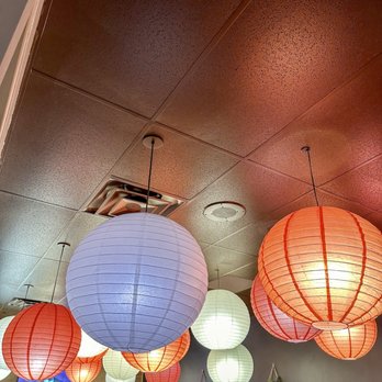 Sakana Sushi - a variety of paper lanterns hanging from the ceiling - Sushi Bars Near Me - Reno, Nevada Sakana Sushi - a variety of paper lanterns hanging from the ceiling - Sushi Bars Near Me - Reno, Nevada