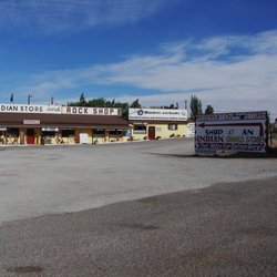 Chee's Indian Store - Chee's Indian Store & Rock Shop