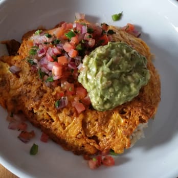 26 Beach Restaurant - Chorizo Royal (scramble with chorizo, guac, cilantro, green onions and salsa over brown rice) - New American Near Me - Venice, California