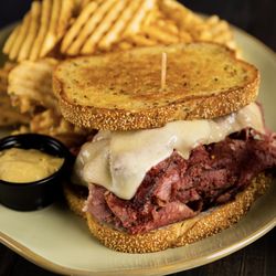 Septembers Taproom & Eatery